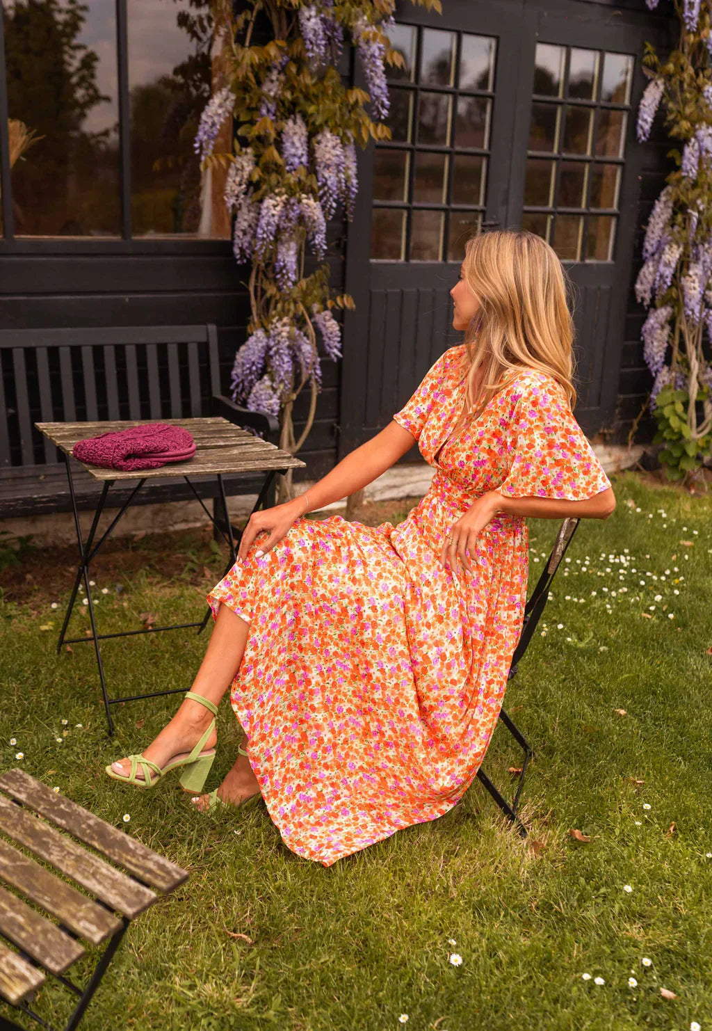ELLA – Blommig sommarklänning | Stråla Stockholm